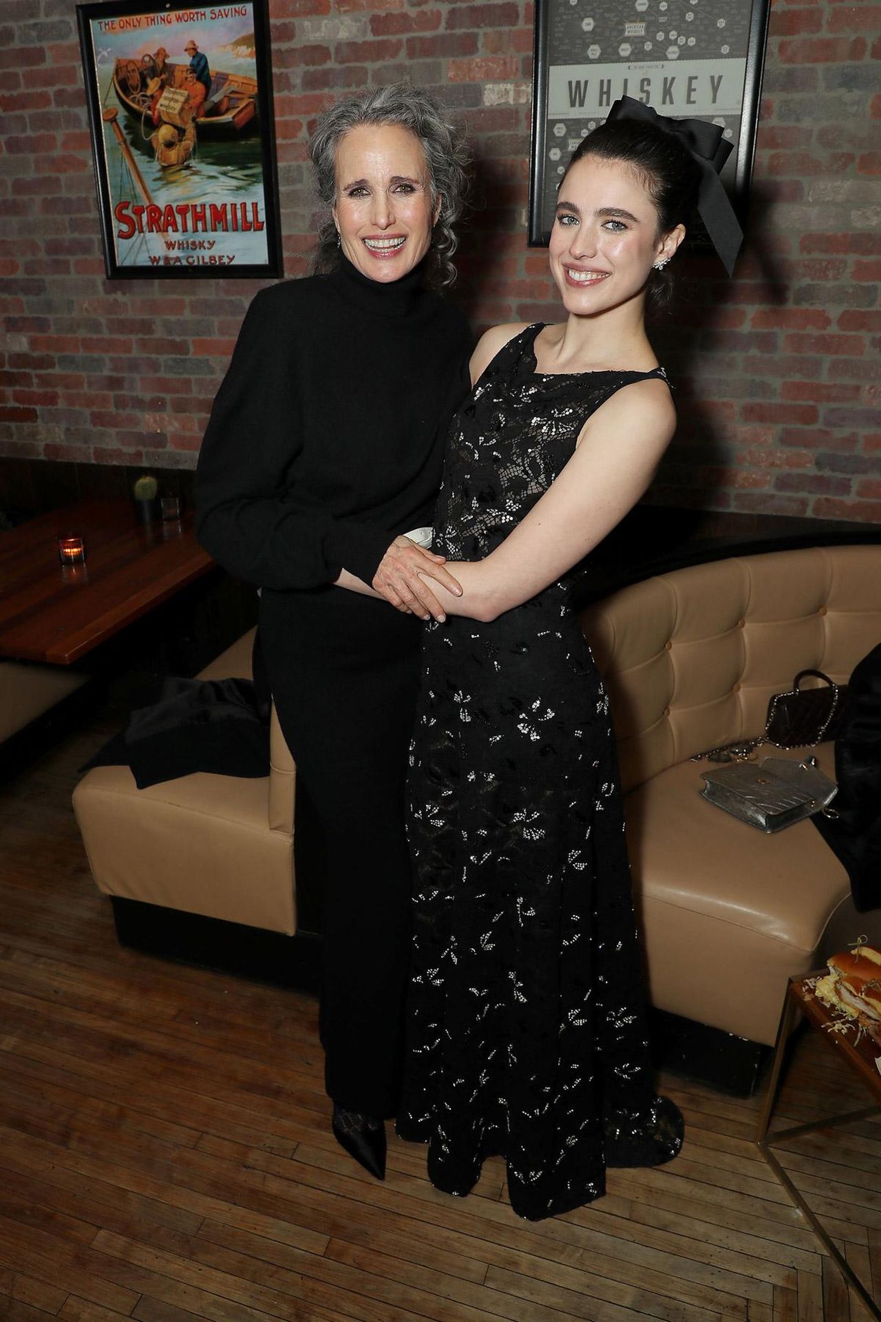 Andie_MacDowell_e_il_concetto_di_nepotismo_inverso_YUEqDF6kbH - Confidenze24 Andie MacDowell e il concetto di nepotismo inverso - Andie MacDowell e Margaret Qualley