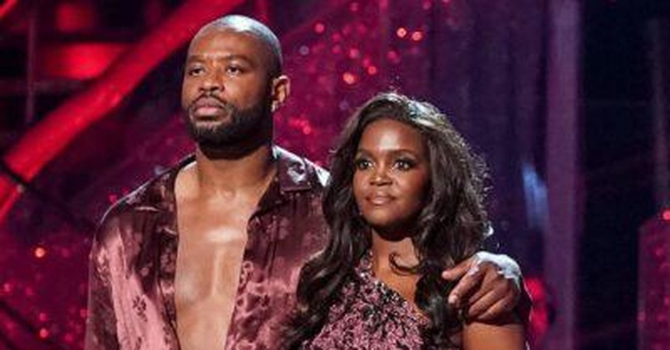 Anni_difficili_per_Ugo_Monye_lZNjomxC20 - Confidenze24 source:entertainmentdaily - Anni difficili per Ugo Monye - Ugo Monye e Oti Mabuse su Strictly