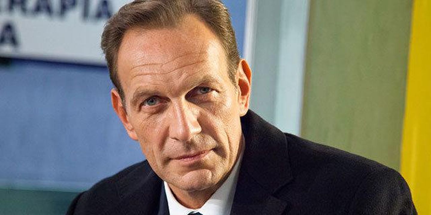 Anticipazioni_Un_Posto_al_Sole_trame_al_17_gennaio_YR9pq1QpYO - Confidenze24 source:superguidatv - Anticipazioni Un Posto al Sole, trame al 17 gennaio - roberto ferri un posto al sole