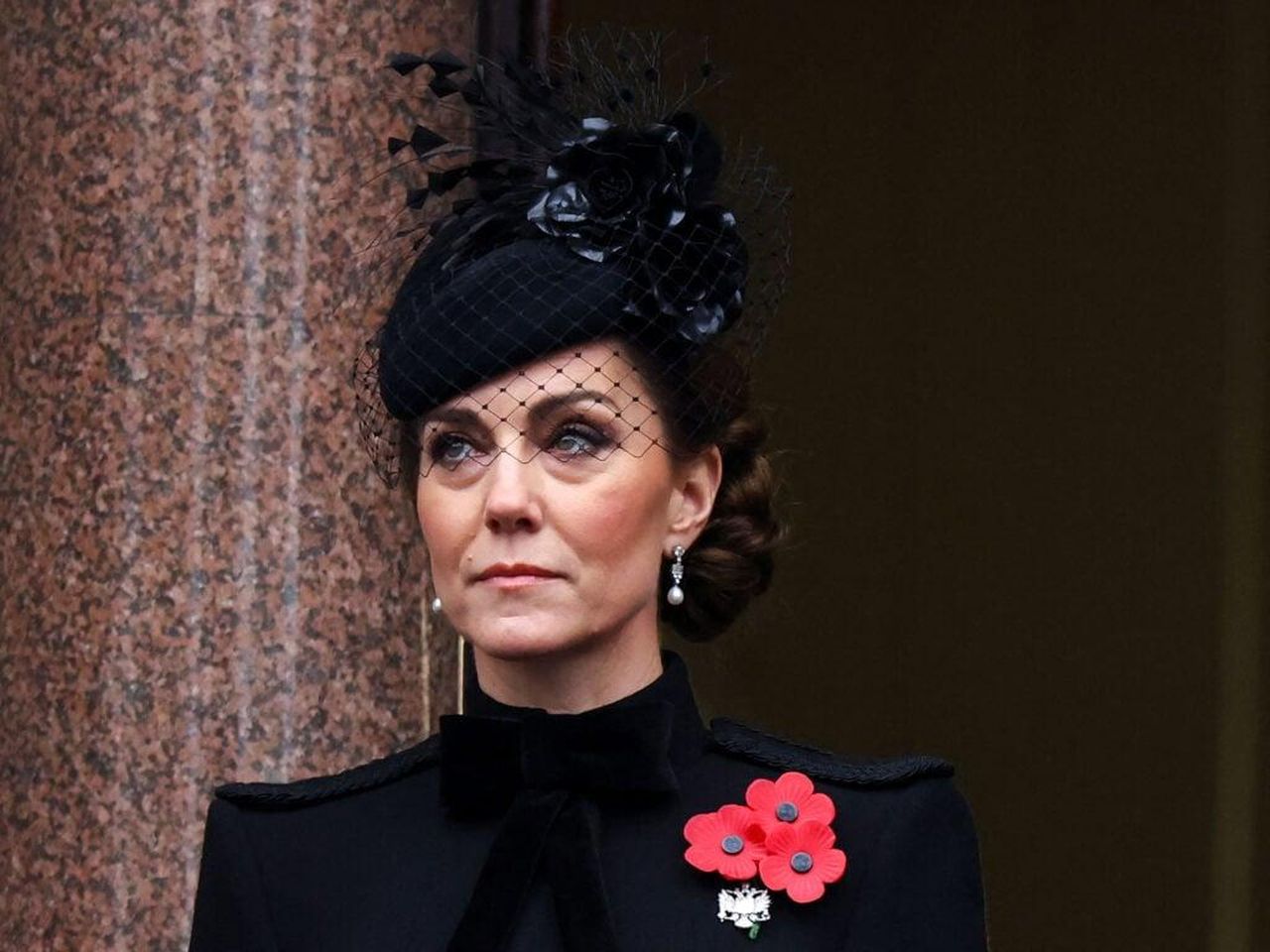 Apparizioni_pubbliche_bnauzCJ0SD - Confidenze24 source:thehollywoodgossip - Apparizioni pubbliche - Kate Middleton durante un evento pubblico
