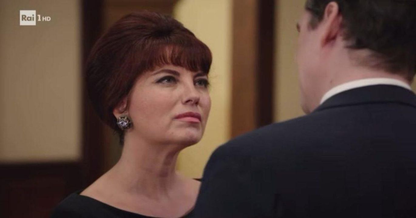 Ascolti_record_per_la_soap_opera_pomeridiana_di_Rai_1_yxnDJizTBu - Confidenze24 source:Blasting News - Ascolti record per la soap opera pomeridiana di Rai 1 - Adelaide di Santerasmo in una scena della soap opera