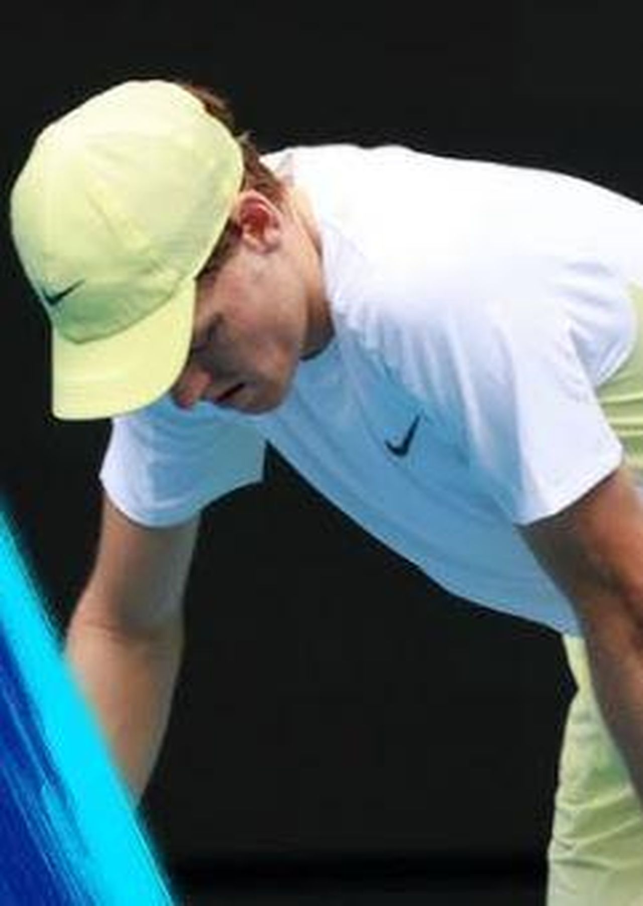 Australian_Open_Sinner_accusa_un_malore_PVqVjpGllG - Confidenze24 Australian Open, Sinner accusa un malore - Sinner, malore
