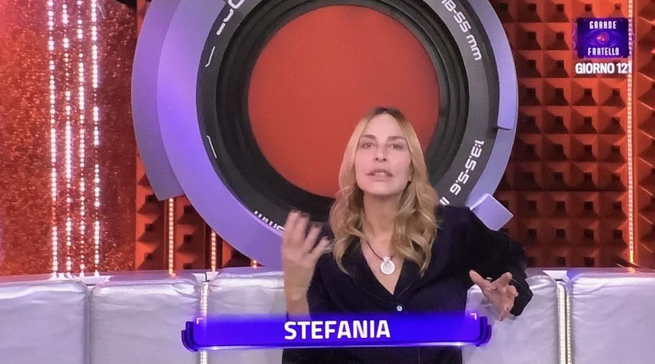 Bernardo_Cherubini_fa_discutere_a_causa_della_sua_nomination_ad_Amanda_Lecciso_Yz12sjppNZ - Confidenze24 source:lanostratv - Bernardo Cherubini fa discutere a causa della sua nomination ad Amanda Lecciso - foto stefania orlando 15gennaio