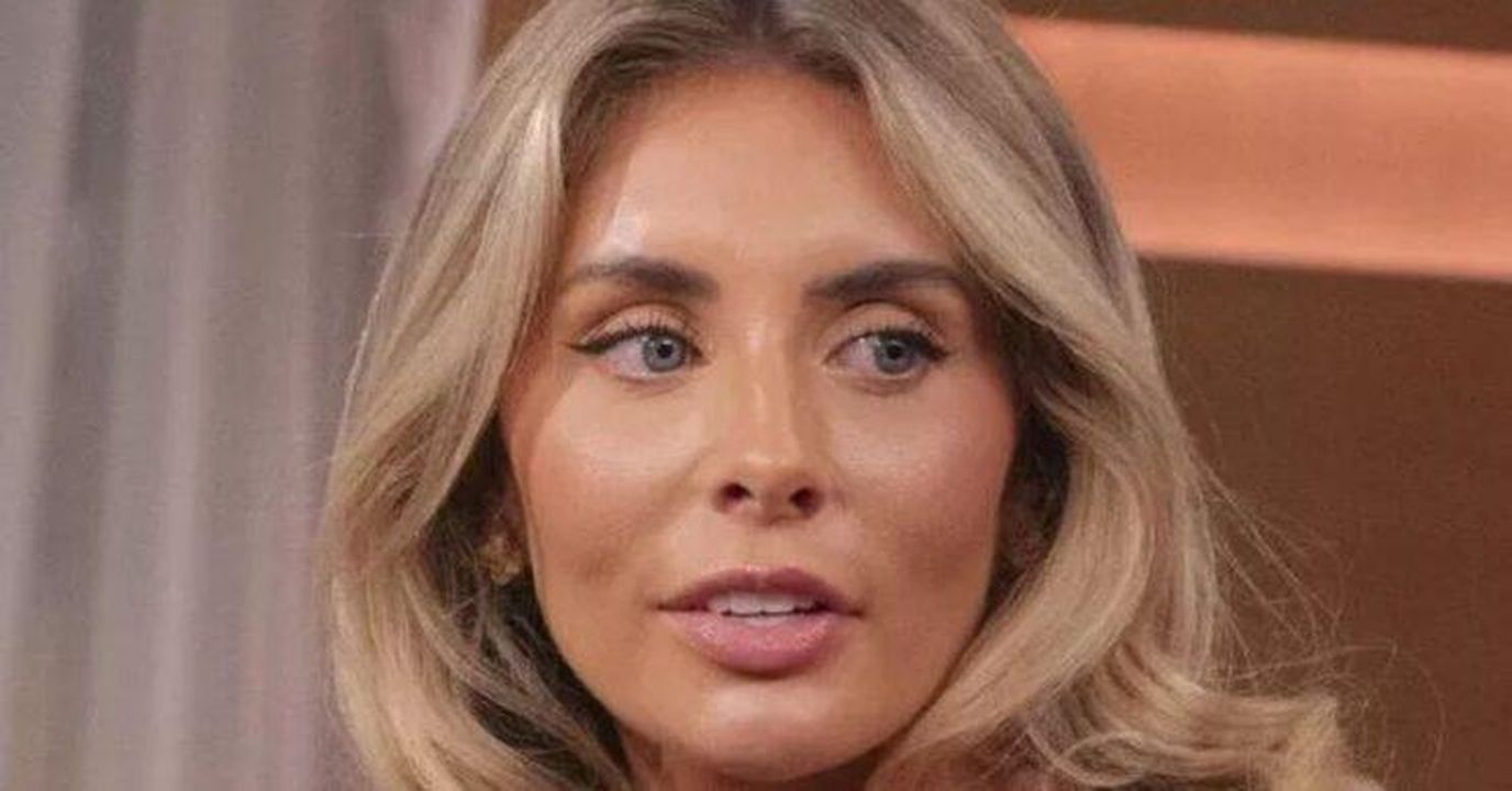 Bonnie_Blue_in_una_sessione_di_sesso_record_J15VmjH4aL - Confidenze24 source:entertainmentdaily - Bonnie Blue in una sessione di sesso record - Bonnie Blue su This Morning