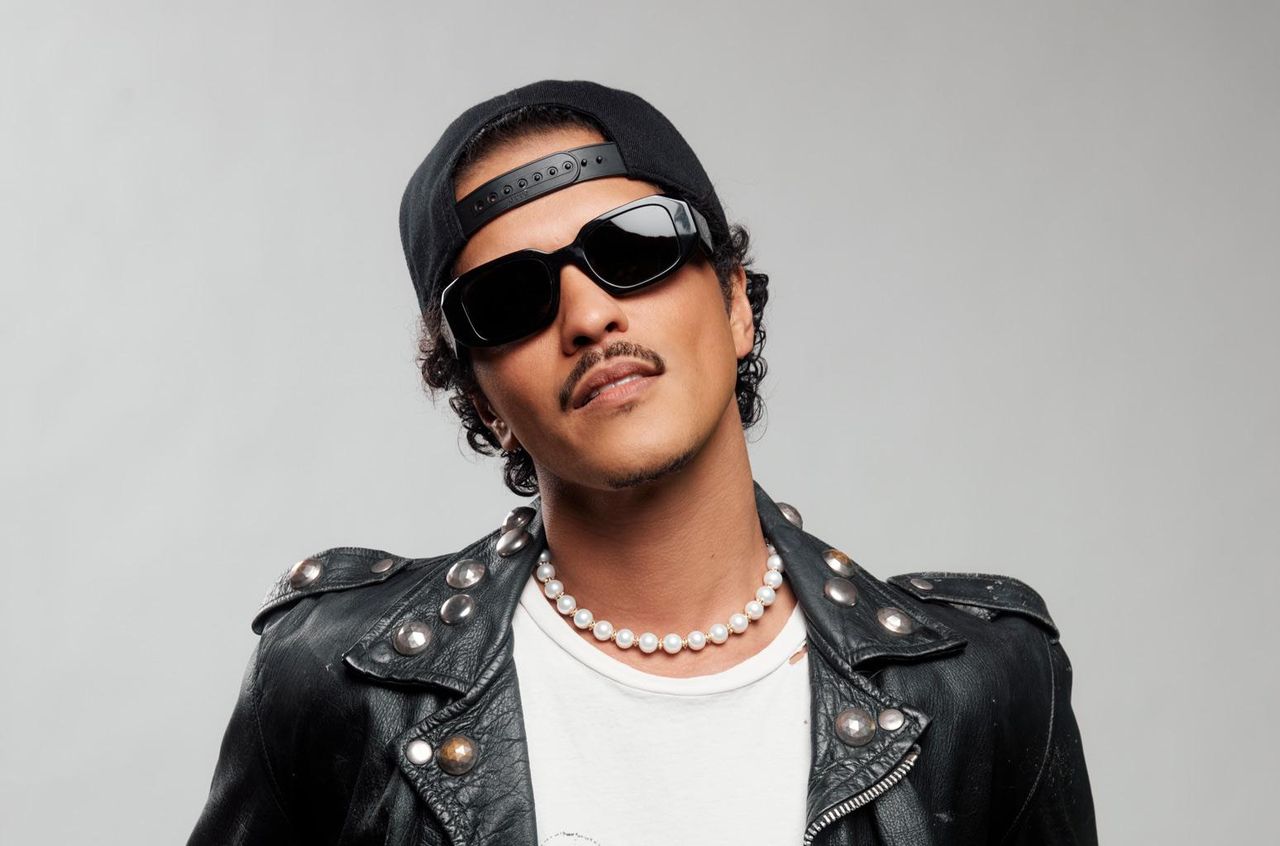 Bruno_Mars_e_il_suo_nuovo_progetto_musicale_MQW4xH57uk - Confidenze24 source:billboard - Bruno Mars e il suo nuovo progetto musicale - Bruno Mars