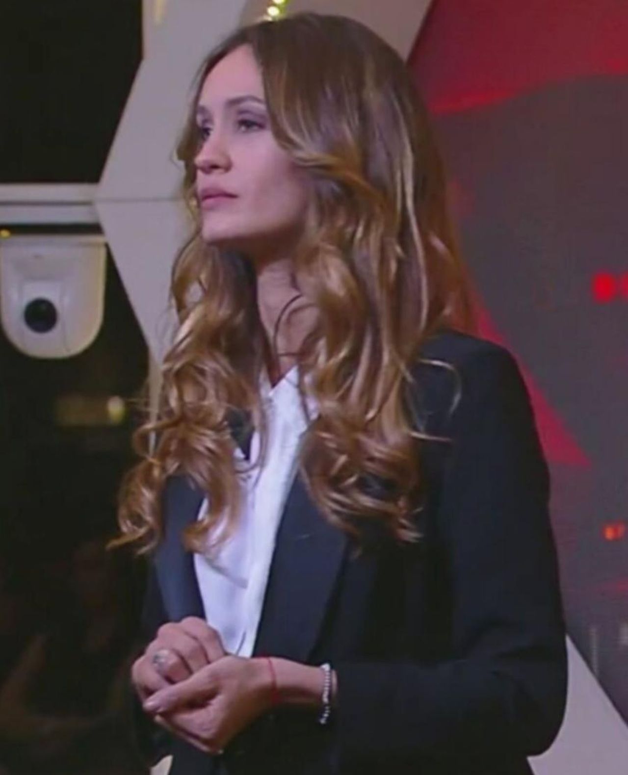 Colpo_di_scena_su_Helena_dopo_la_sua_eliminazione_8nZPcs3dMh - Confidenze24 source:tvzap - Colpo di scena su Helena dopo la sua eliminazione - grande fratello helena