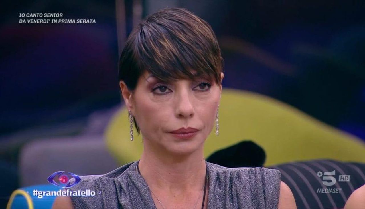 Crisi_in_confessionale_concorrente_vicina_allabbandono_j1H13LBHXK - Confidenze24 source:quilink - “Crisi in confessionale”: concorrente vicina all’abbandono - Ilaria Galassi al Grande Fratello