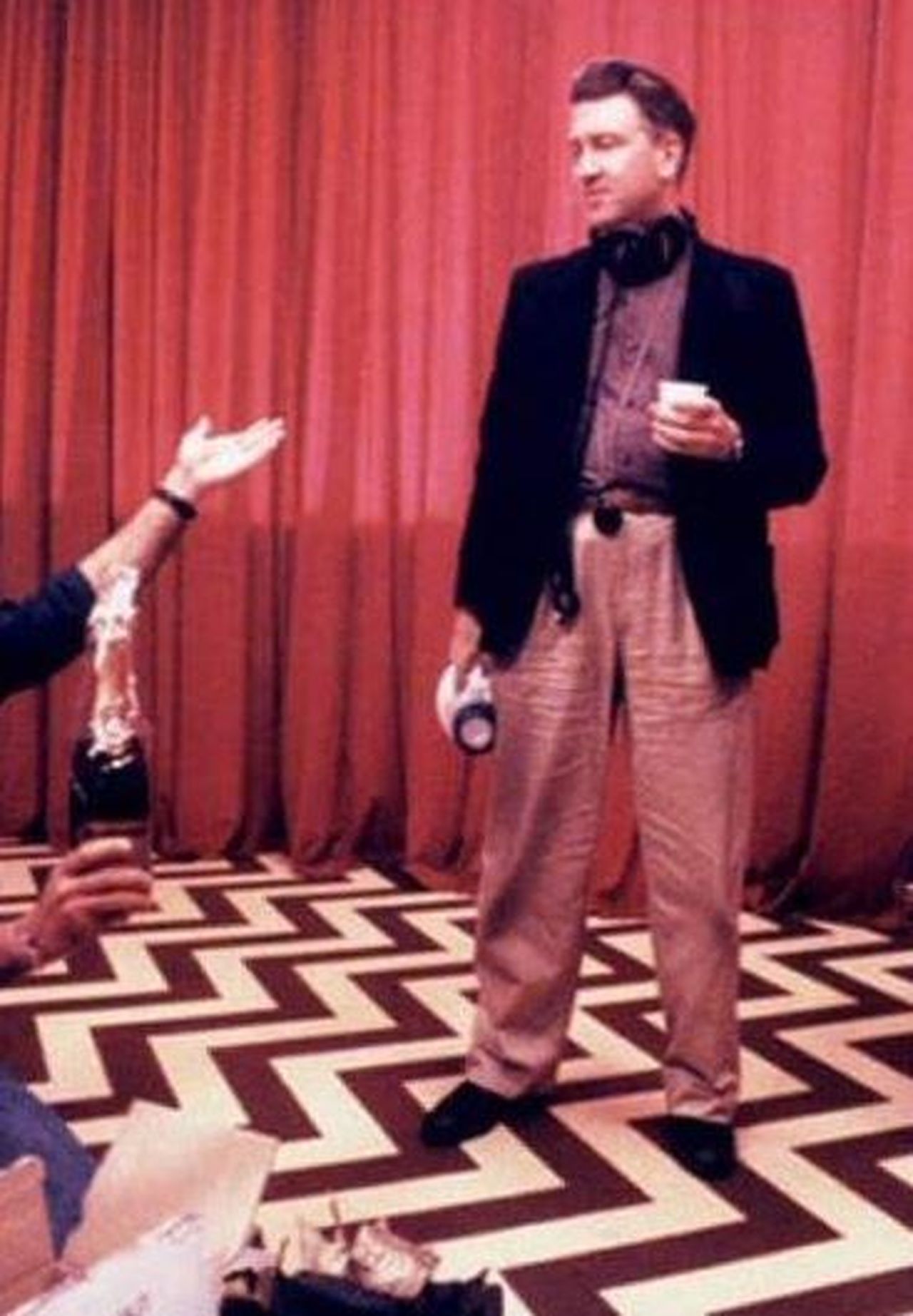 David_Lynch_morto_a_78_anni_il_regista_visionario_Kiq23pdPkN - Confidenze24 source:tvzap - David Lynch, morto a 78 anni il regista visionario - morto David Lynch
