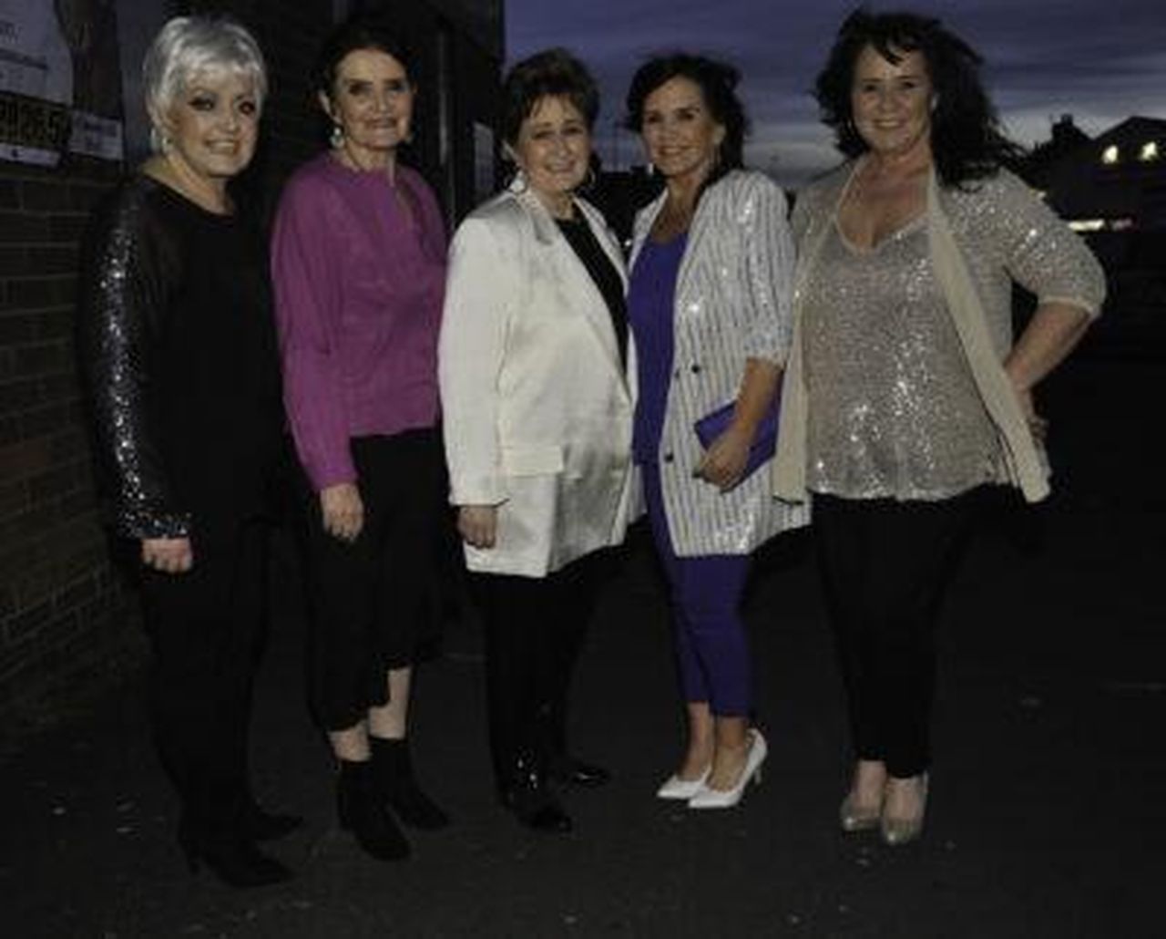 Denise_Nolan_sullultima_volta_che_ha_visto_Linda_conscia_oNSH6qMZEK - Confidenze24 source:entertainmentdaily - Denise Nolan sull'ultima volta che ha visto Linda ‘conscia’ - Linda Nolan e le sorelle