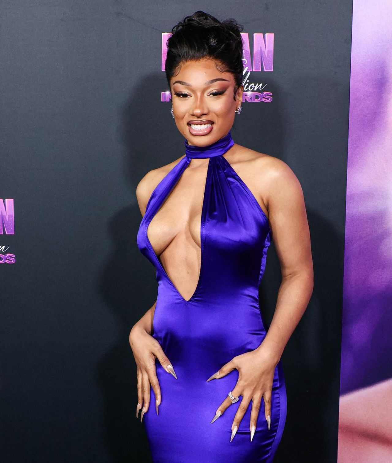 Dettagli_dellordine_restrittivo_07B5KGh5Q9 - Confidenze24 source:celebitchy - Dettagli dell'ordine restrittivo - Megan Thee Stallion