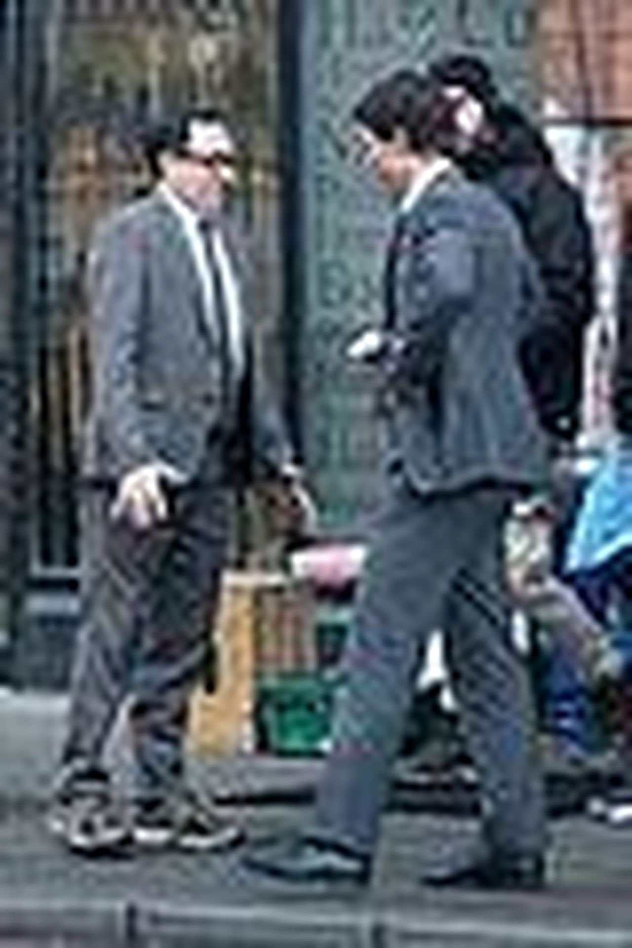 source:justjared - Dettagli sulla serie TV 'The Rainmaker' - milo callaghan the rainmaker set photos 07
