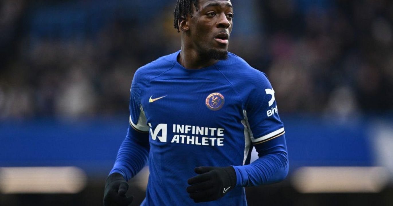 source:Blasting News - Disasi può agire sia da centrale che da terzino - Axel Disasi, difensore del Chelsea