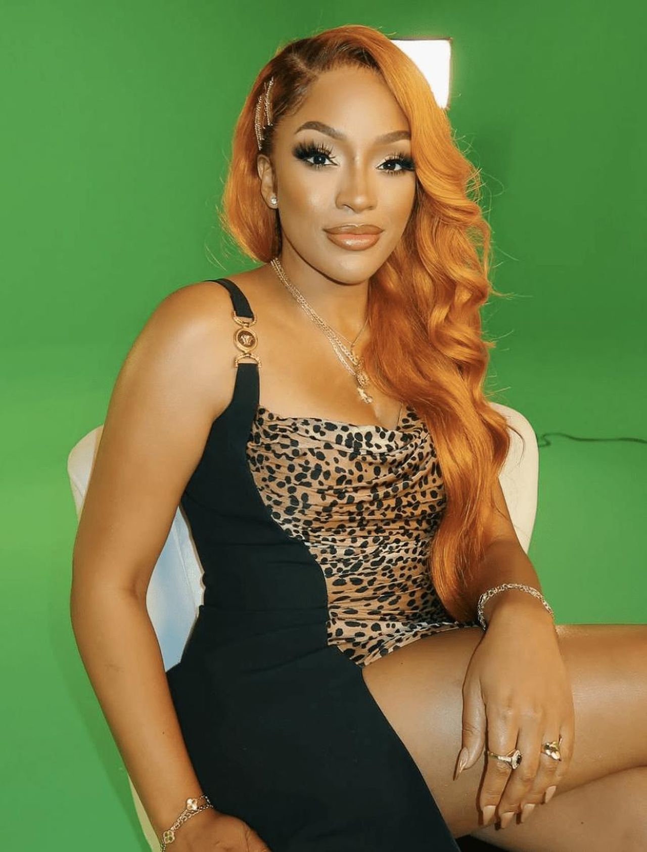 Drew_Sidora_risponde_con_ironia_X2JQxdzsHp - Confidenze24 source:allabouthetea - Drew Sidora risponde con ironia - Drew Sidora