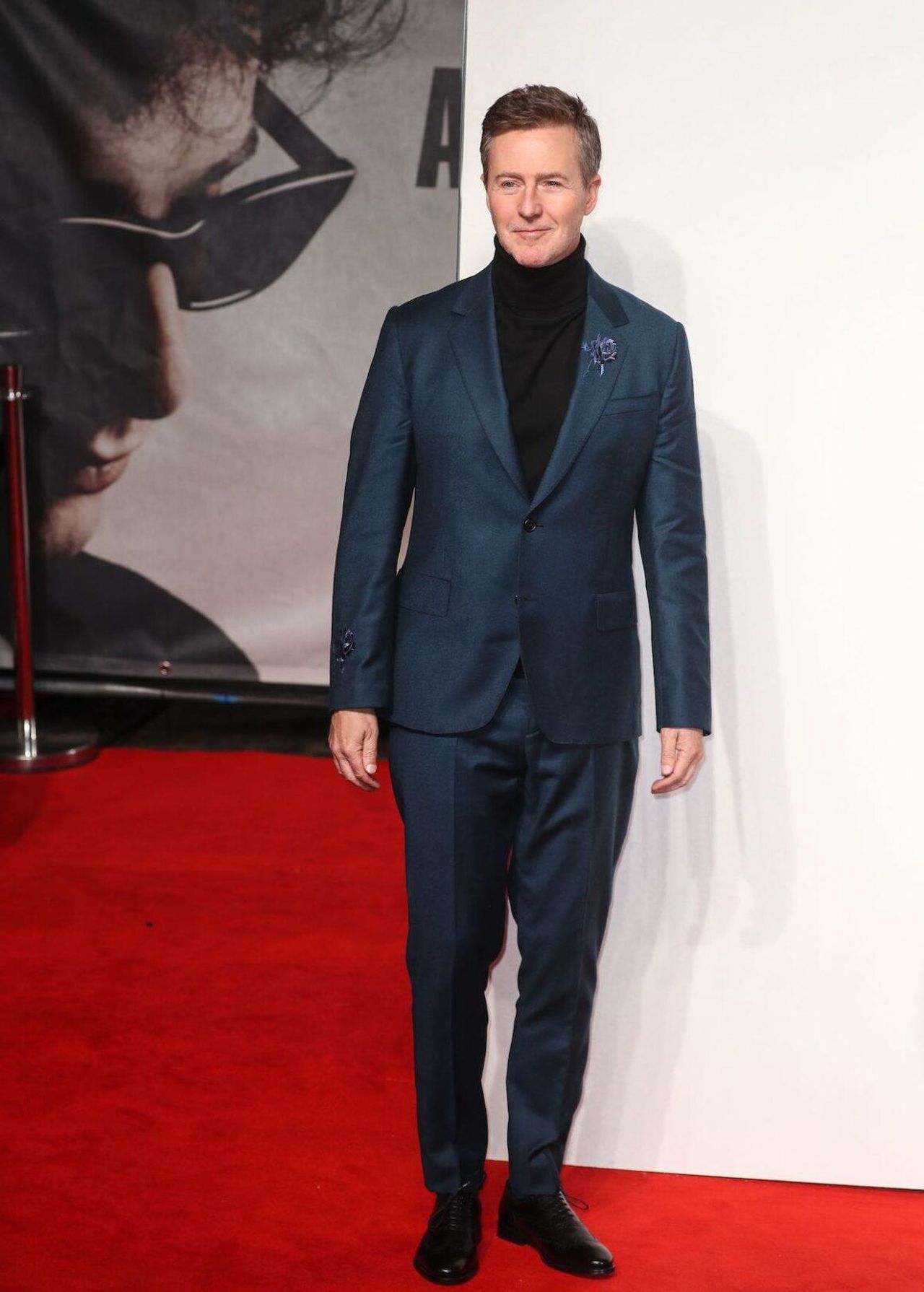 Edward_Norton_alla_Premiere_di_A_Complete_Unknown_TGZDr6DObc - Confidenze24 source:socialitelife - Edward Norton alla Premiere di 'A Complete Unknown' - Edward Norton alla Premiere di 'A Complete Unknown'