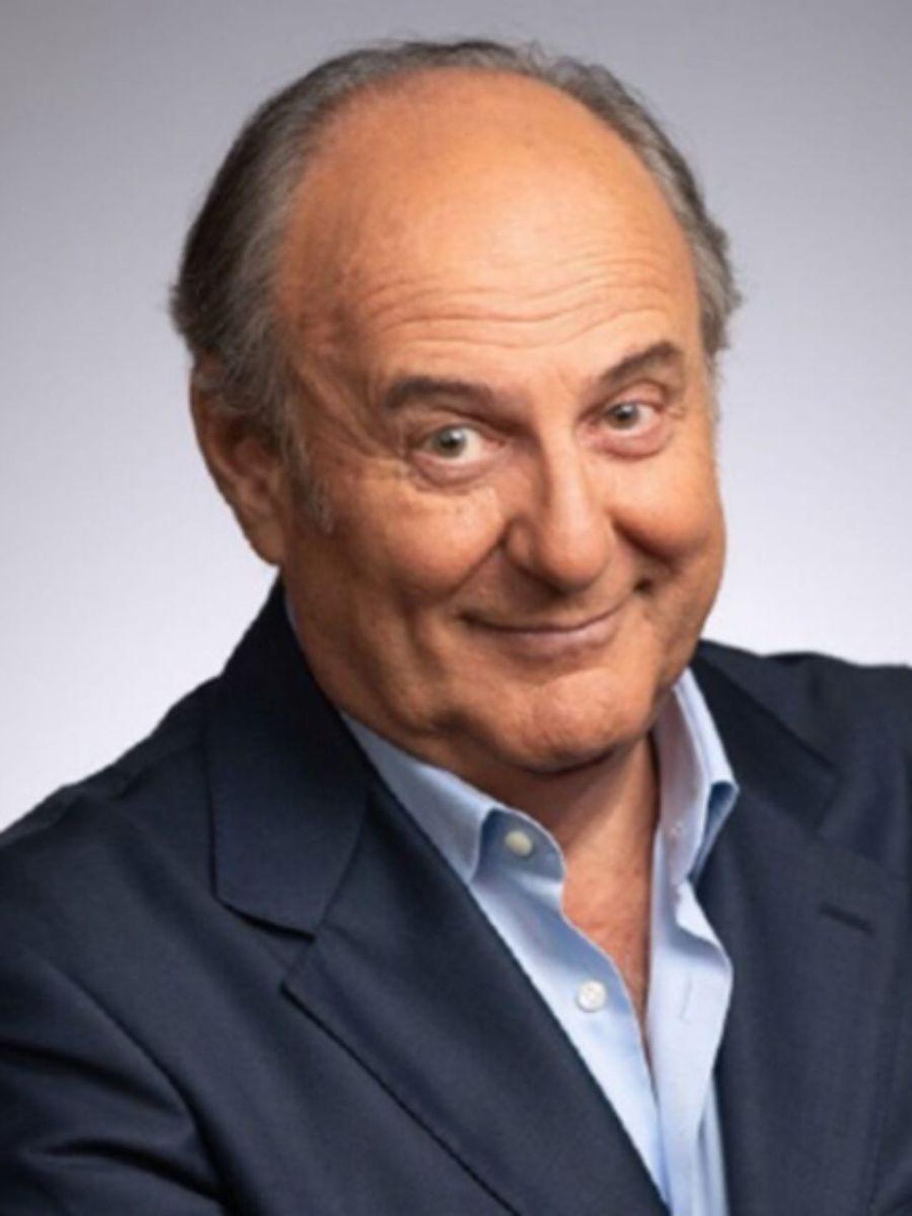 Gerry_Scotti_e_Antonella_Clerici_coconduttori_sq5DGuUO6e - Confidenze24 source:tvzap - Gerry Scotti e Antonella Clerici co-conduttori - Gerry Scotti a Sanremo 2025