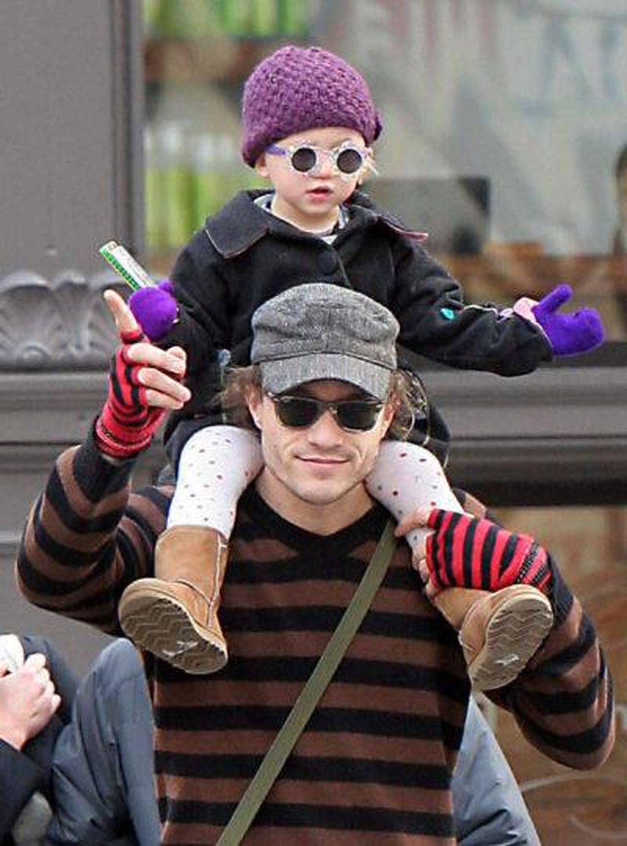 Heath_Ledger_non_ha_lasciato_soldi_alla_figlia_sQ0WPinyLm - Confidenze24 source:entertainmentdaily - Heath Ledger non ha lasciato soldi alla figlia - He non ha lasciato la sua fortuna alla figlia