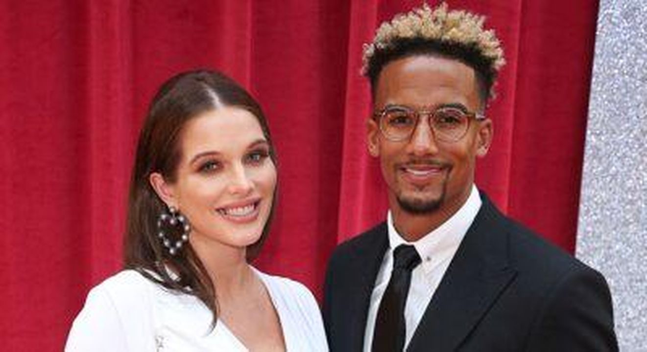 Helen_Flanagan_sulla_genitorialit_da_single_b0Q5ds6Pwc - Confidenze24 source:entertainmentdaily - Helen Flanagan sulla 'genitorialità da single' - Helen Flanagan e Scott Sinclair
