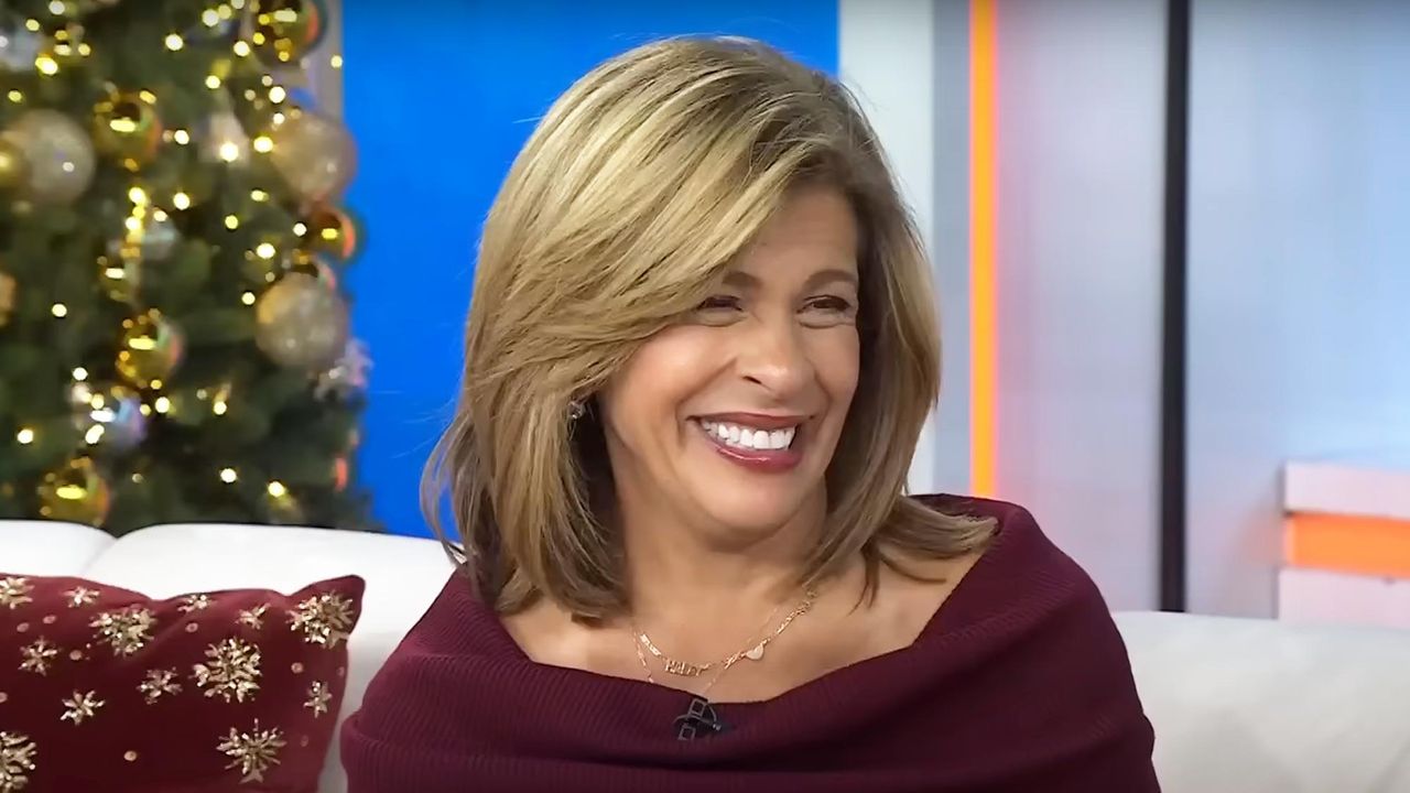 Hoda_Kotb_Esplorer_il_Mondo_del_Benessere_Dopo_Today_iOKI6WmAVB - Confidenze24 source:usmagazine - Hoda Kotb Esplorerà il Mondo del Benessere Dopo 'Today'? - Cosa sta facendo Hoda Kotb dopo aver lasciato Today? Le sue citazioni sui piani post-show.