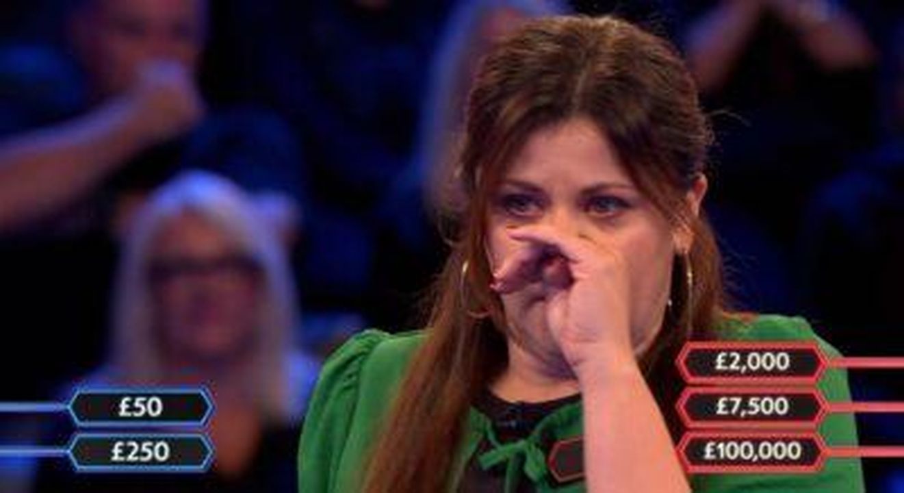 I_fan_criticano_il_cambiamento_di_Deal_or_No_Deal_ysVjmlVlcJ - Confidenze24 source:entertainmentdaily - I fan criticano il ‘cambiamento’ di Deal or No Deal - I fan notano quanto sia emotivo questo reboot