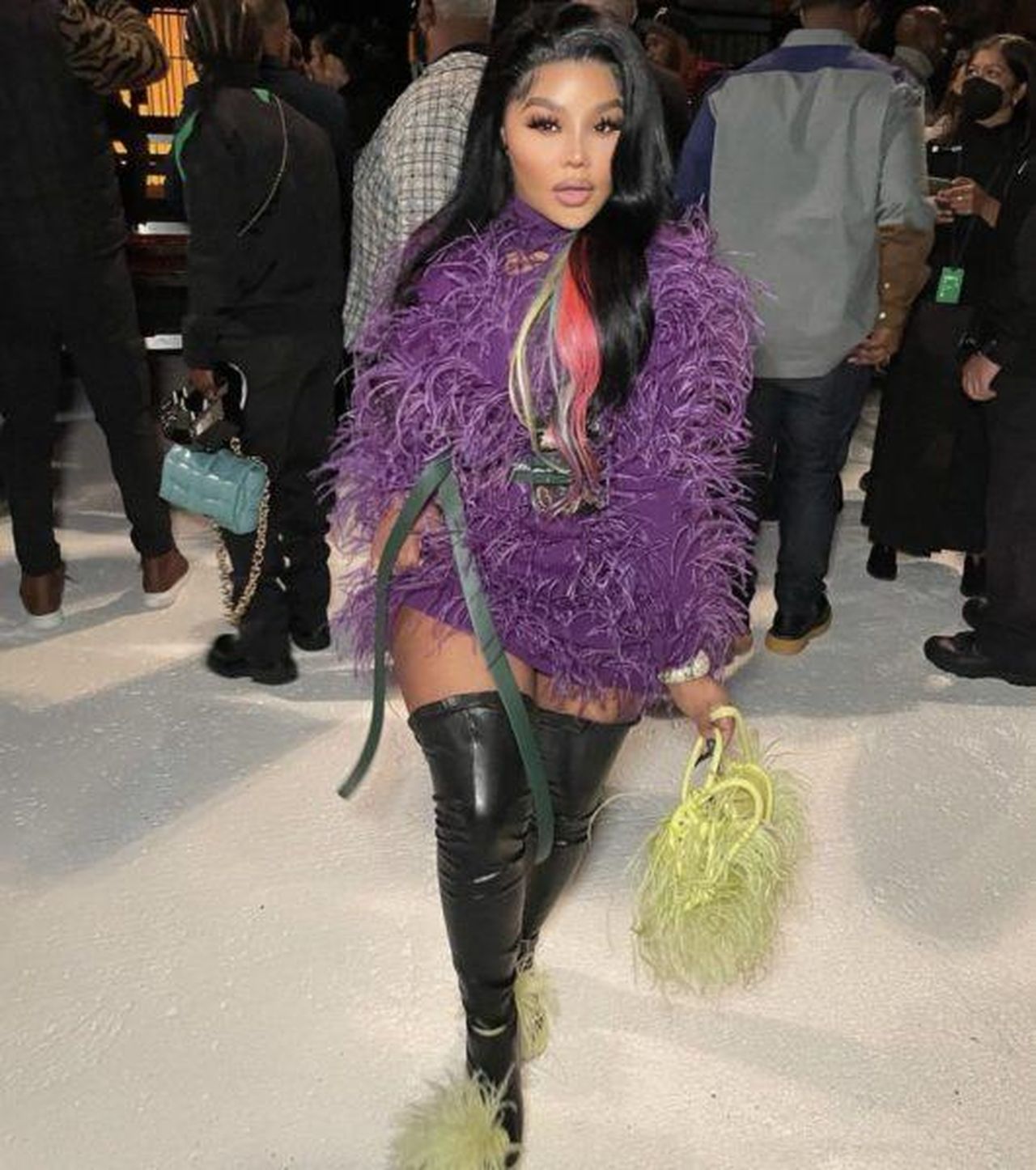 Il_Desiderio_di_Lil_Kim_tWIRHVb0A0 - Confidenze24 source:thejasminebrand - Il Desiderio di Lil Kim - Lil Kim