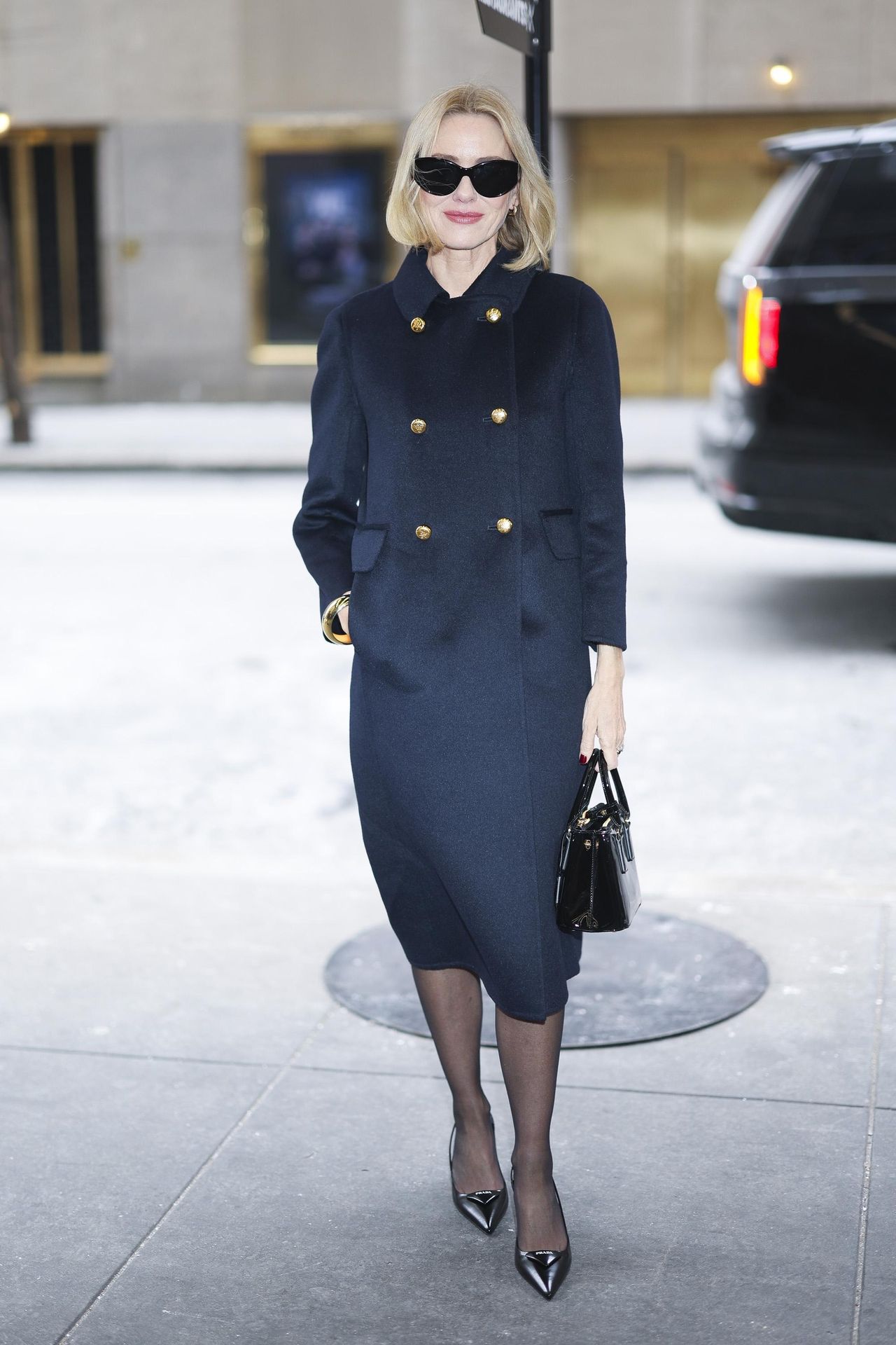 Il_Secondo_Look_di_Naomi_Watts_rcxUN9PmvY - Confidenze24 source:usmagazine - Il Secondo Look di Naomi Watts - Naomi Watts 4 Cambi in Un Giorno