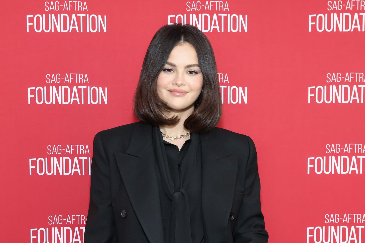 Il_look_di_Selena_Gomez_YOU7HQtPOz - Confidenze24 source:usmagazine - Il look di Selena Gomez - Bodysuit di Selena Gomez