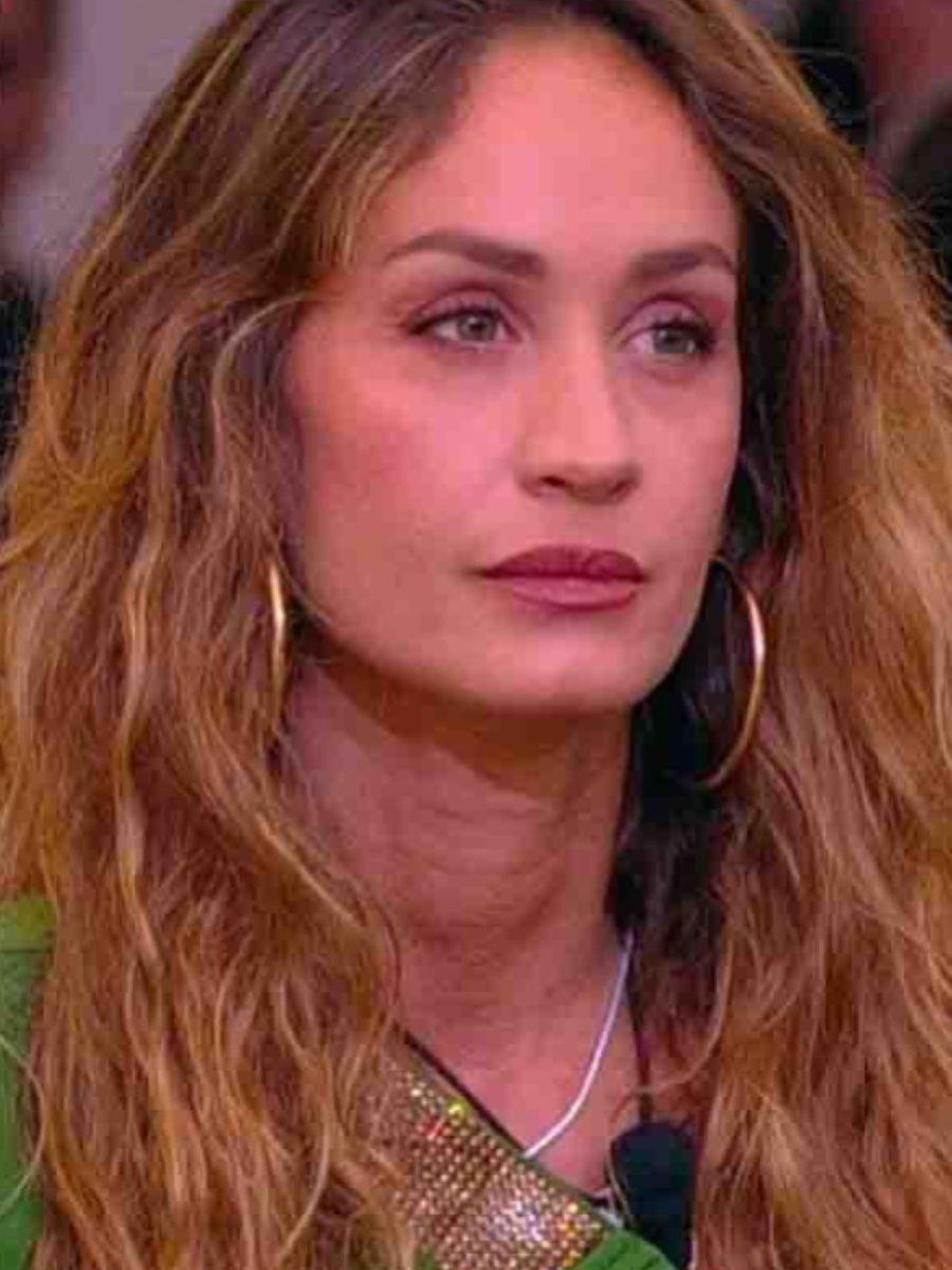Il_messaggio_misterioso_per_Helena_e_Javier_dbKBW6QdvQ - Confidenze24 source:tvzap - Il messaggio misterioso per Helena e Javier - Helena Prestes squalificata?