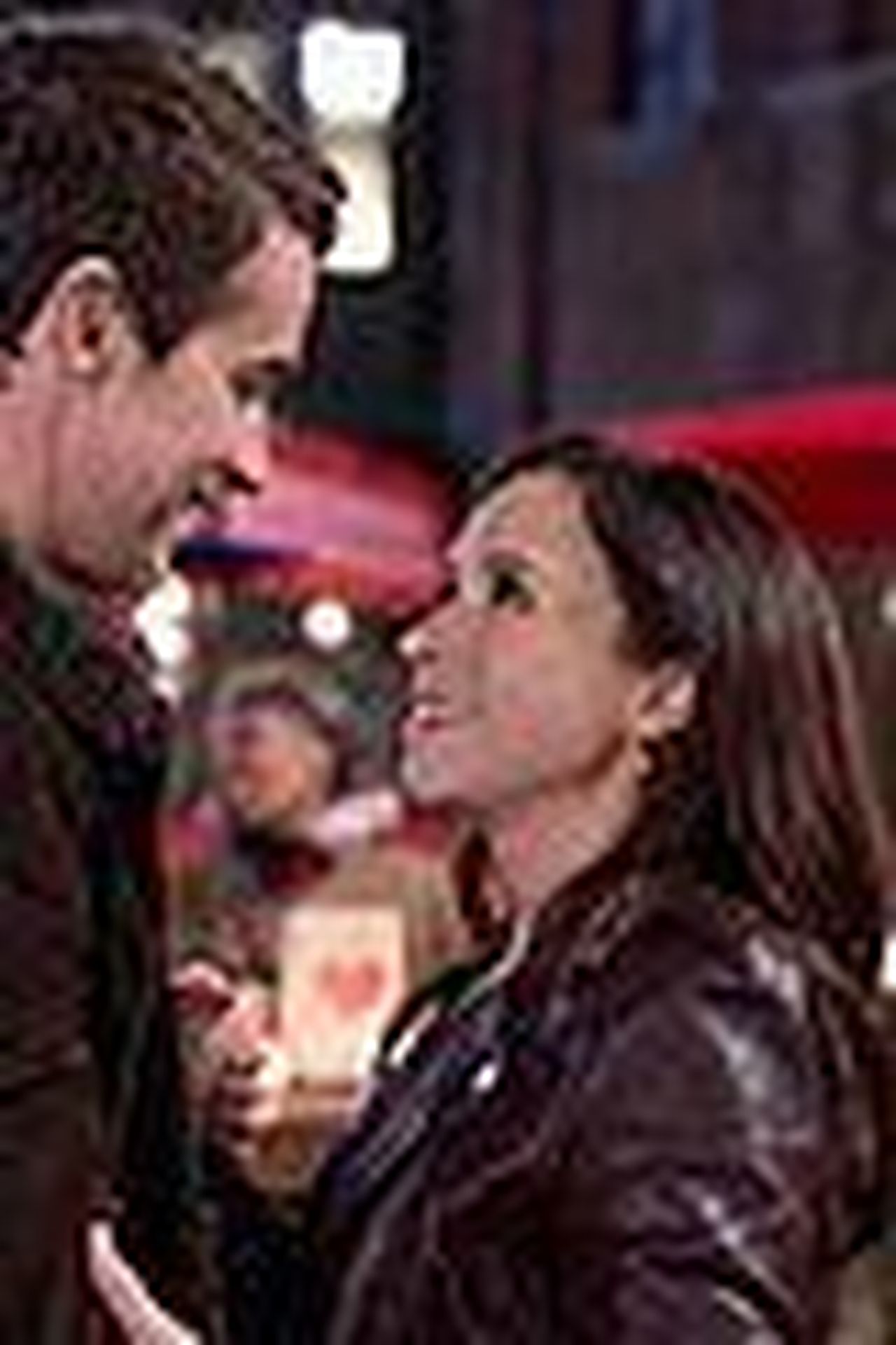 source:justjared - Il nuovo film di Lacey Chabert - Lacey Chabert e Robert Buckley nel film di San Valentino 15
