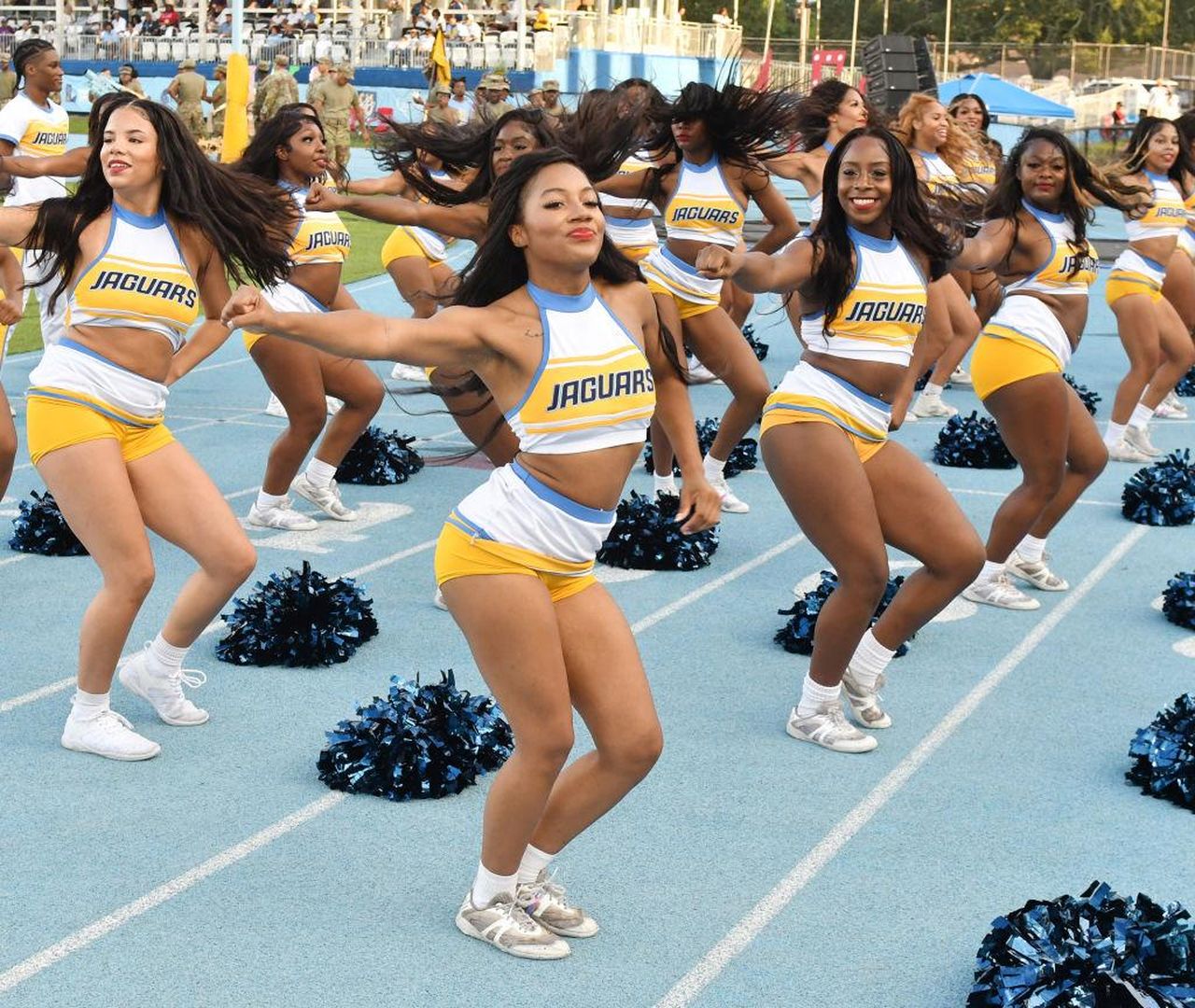 Il_podcast_SZN_Opener_e_il_suo_impatto_6yvApuwOUr - Confidenze24 source:bossip - Il podcast SZN Opener e il suo impatto - Cheerleaders della Southern University e A&M College