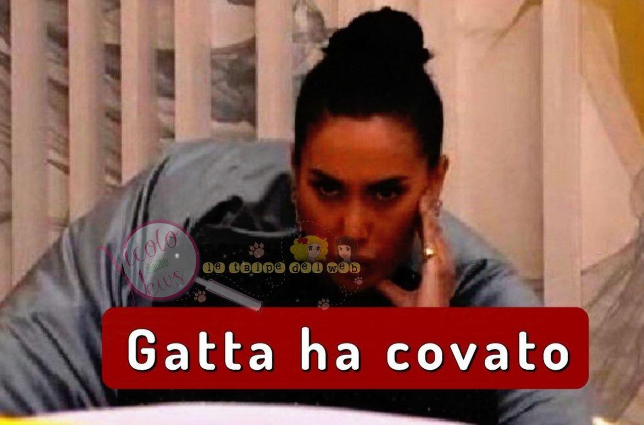 Il_ritiro_di_Jessica_Morlacchi_m13L0h1RK3 - Confidenze24 source:il vicolo delle news - Il ritiro di Jessica Morlacchi - Jessica Morlacchi