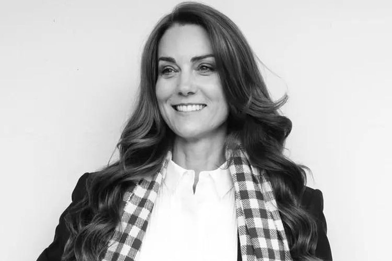 Il_ritratto_di_compleanno_Rr1590Rq68 - Confidenze24 source:thehollywoodgossip - Il ritratto di compleanno - Ritratto di compleanno di Kate Middleton