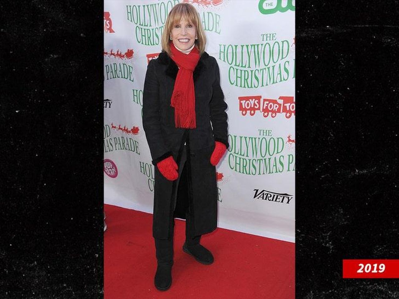 Il_ruolo_di_matriarca_CV5lSWHUM7 - Confidenze24 source:allcelebrities - Il ruolo di matriarca - Leslie Charleson getty 1