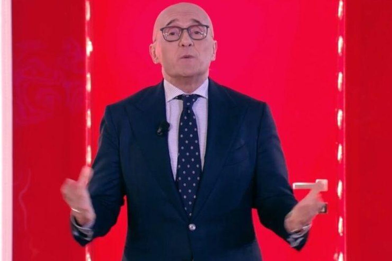 Ilaria_Galassi_potrebbe_dire_addio_alla_Casa_E9bfNQmPWD - Confidenze24 source:controcopertina - Ilaria Galassi potrebbe dire addio alla Casa - Ilaria Galassi in difficoltà