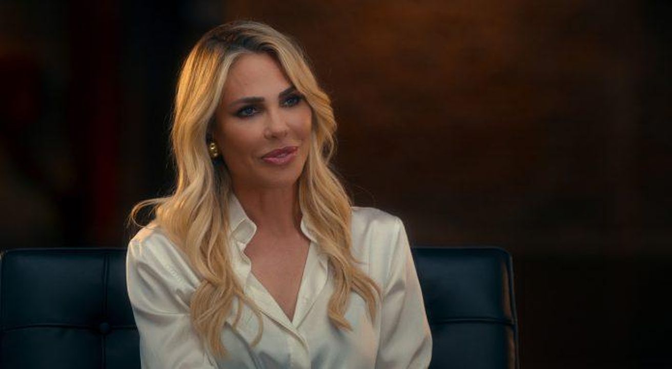 Ilary_Blasi__prima_su_Netflix_5SVhpaLLoE - Confidenze24 source:superguidatv - Ilary Blasi é prima su Netflix - Ilary Blasi