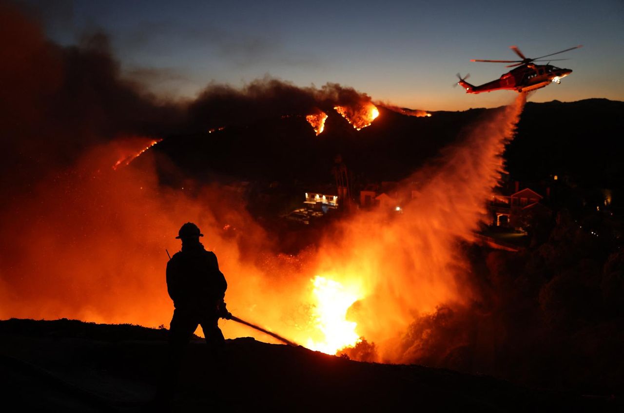 Impatto_degli_incendi_sulla_stagione_dei_premi_D2NsBMrTek - Confidenze24 source:billboard - Impatto degli incendi sulla stagione dei premi - Incendi a Los Angeles