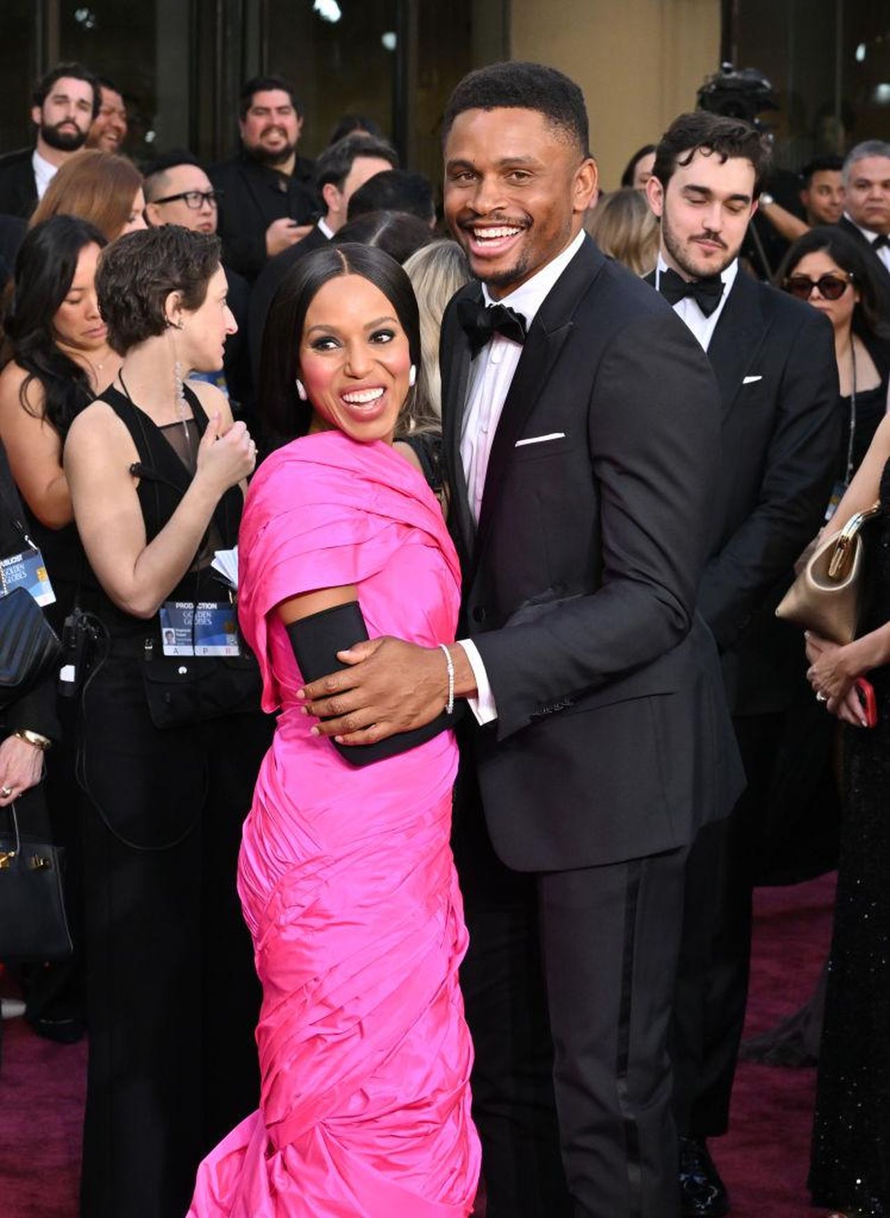 Kerry_Washington_e_il_Suo_Look_Audace_wjjZIthNub - Confidenze24 source:bossip - Kerry Washington e il Suo Look Audace - 82nd Annual Golden Globe Awards - Arrivals