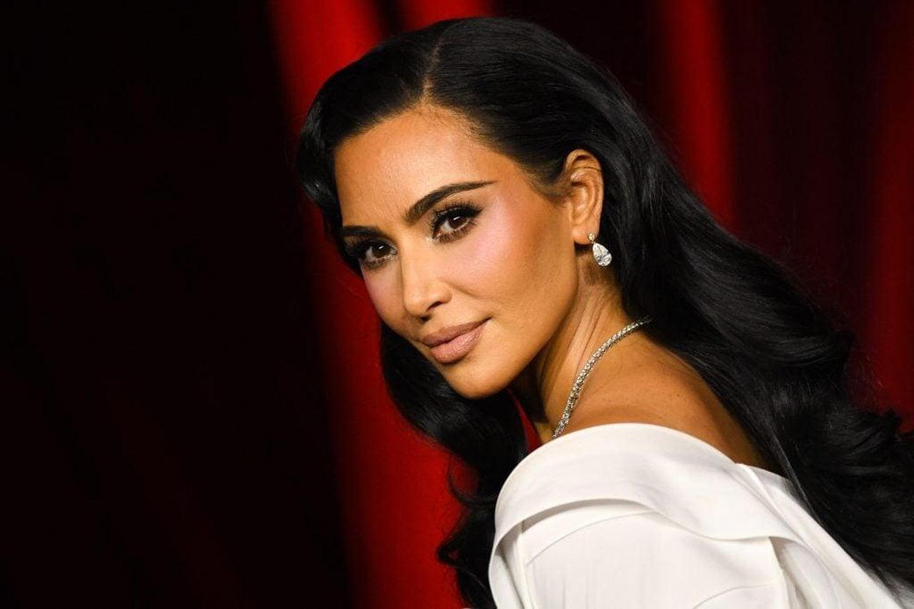 Kim_Affronta_Critiche_sTtSMANxNW - Confidenze24 source:thehollywoodgossip - Kim Affronta Critiche - Kim Kardashian al 4° Annual Academy Museum Gala.