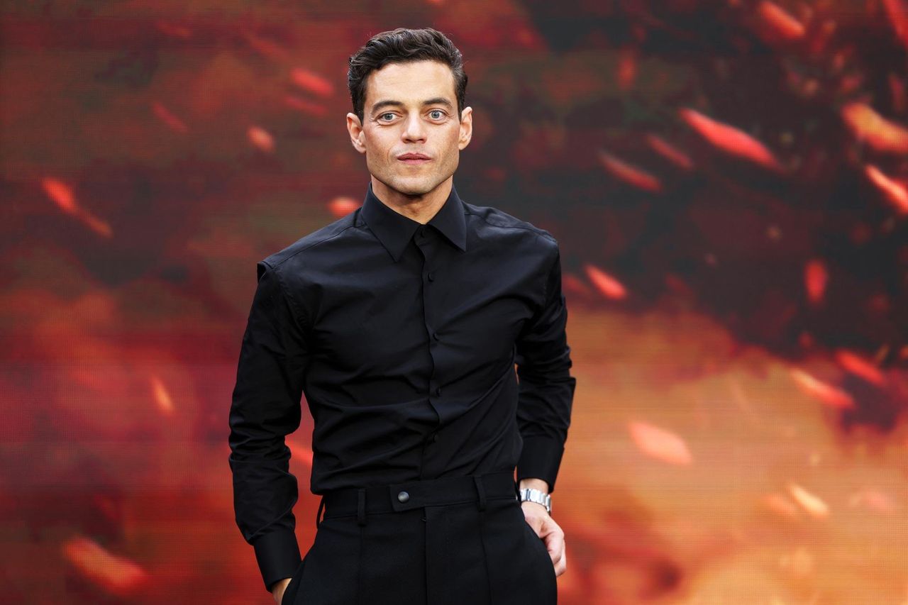 LAccusa_di_Profilazione_Razziale_YMdrbHfh8B - Confidenze24 source:usmagazine - L'Accusa di Profilazione Razziale - Rami Malik Accusa di Essere Stato Profilato Razzialmente dalla Polizia di Los Angeles