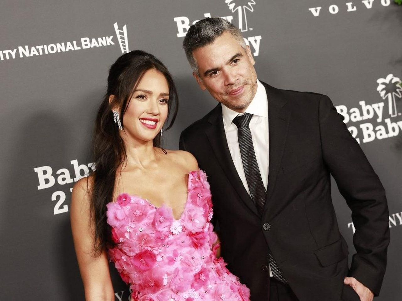La_Dichiarazione_di_Jessica_Alba_2JvJo64AG5 - Confidenze24 source:thehollywoodgossip - La Dichiarazione di Jessica Alba - Jessica Alba e Cash Warren al Baby2Baby Gala