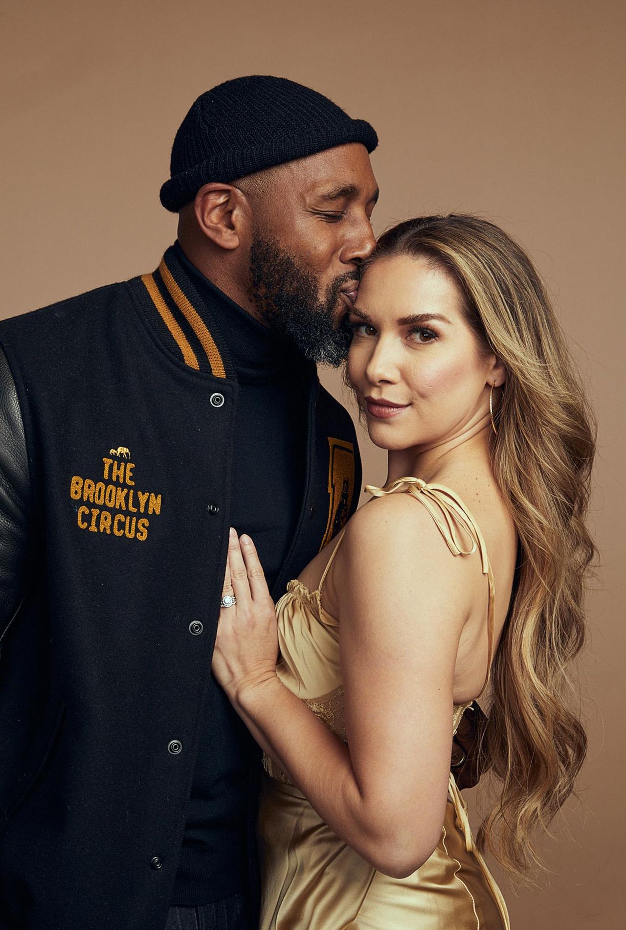 La_Difesa_di_Weslie_Me5WscDtG5 - Confidenze24 source:usmagazine - La Difesa di Weslie - Stephen 'tWitch' Boss e Allison Holker