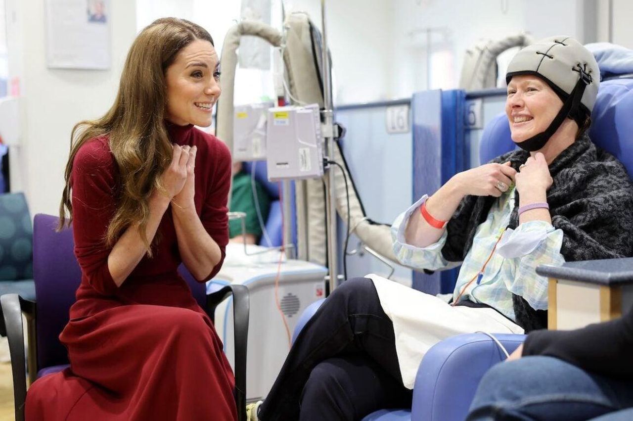 La_Principessa_di_Galles_al_Royal_Marsden_Hospital_J6x3HKwGC4 - Confidenze24 source:socialitelife - La Principessa di Galles al Royal Marsden Hospital - Visita della Principessa di Galles al Royal Marsden Hospital