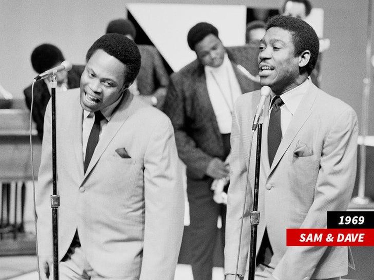 La_carriera_di_Sam__Dave_MKfyET8Wjb - Confidenze24 source:allcelebrities - La carriera di Sam & Dave - Sam e Dave