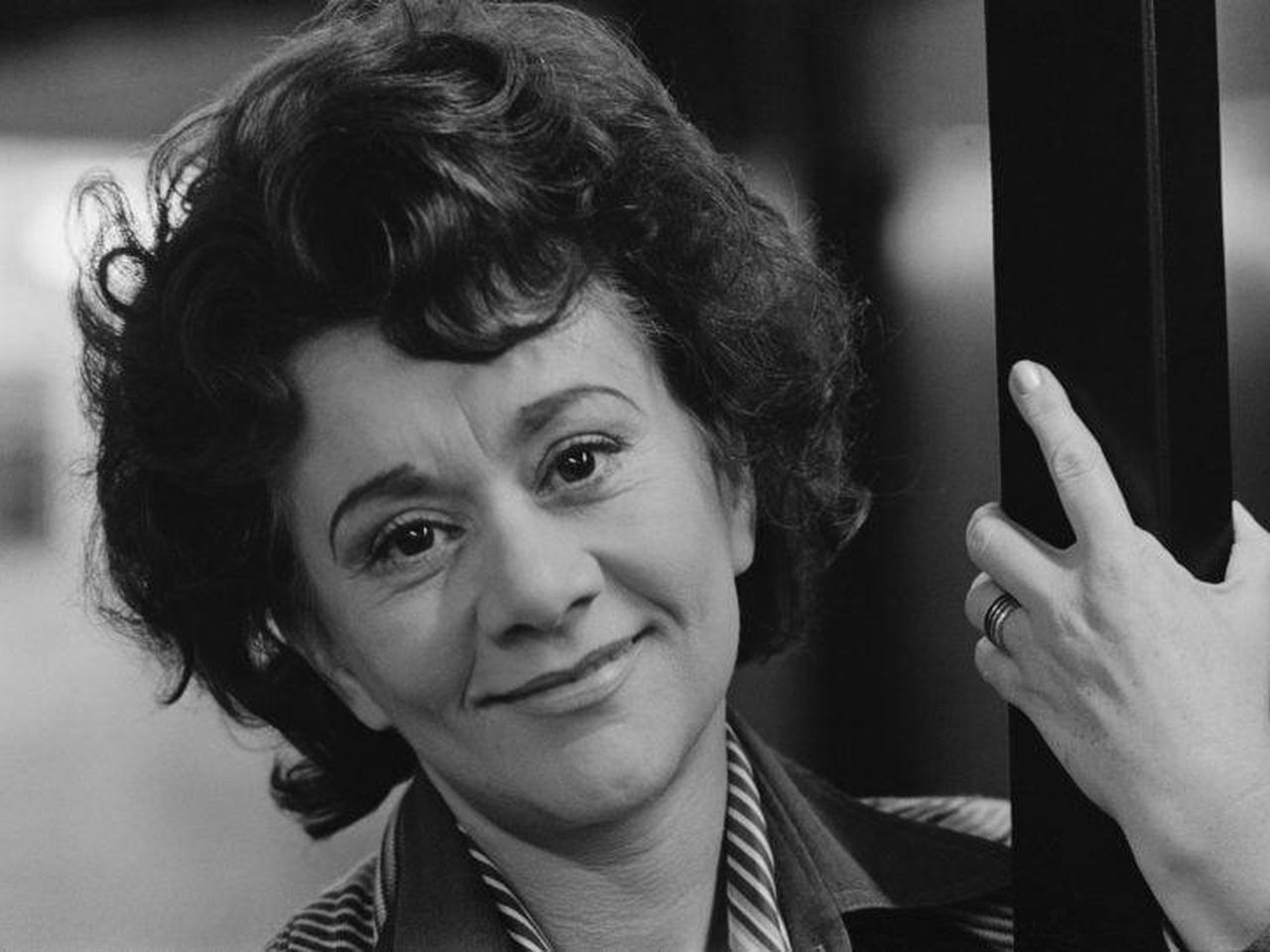 La_causa_della_morte_di_Joan_Plowright_BSm5tXCuSo - Confidenze24 source:thehollywoodgossip - La causa della morte di Joan Plowright - Joan Plowright, attrice premiata, è morta