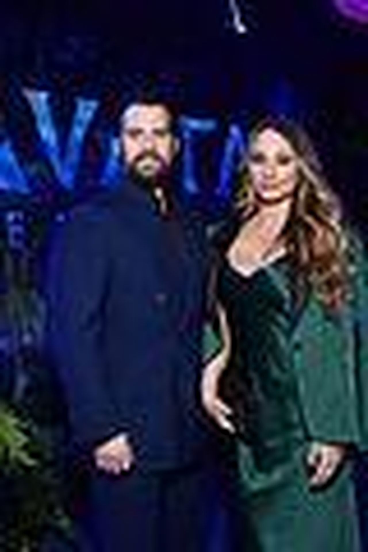 La_conferma_della_nascita_08XRMzdTVm - Confidenze24 source:justjared - La conferma della nascita - Henry Cavill e Natalie Viscuso con il passeggino