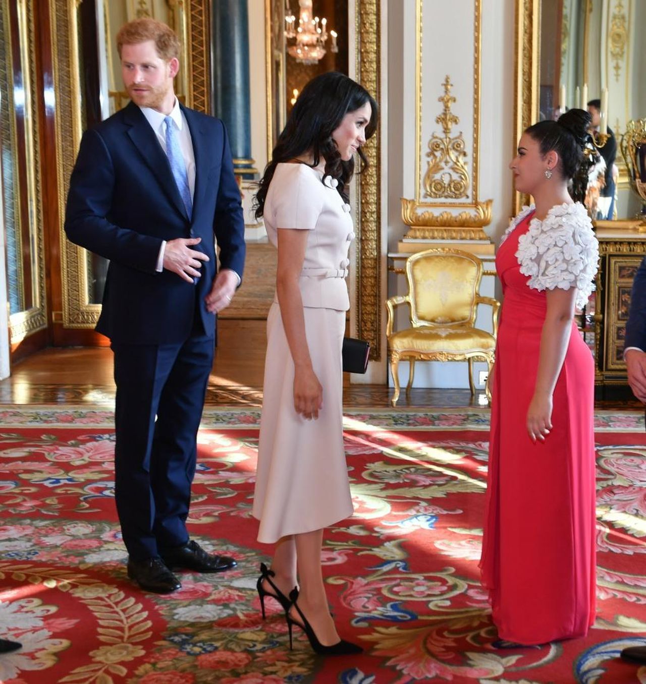 La_crescita_della_collezione_di_Meghan_KnJD841EyI - Confidenze24 source:celebitchy - La crescita della collezione di Meghan - Meghan Markle in un evento