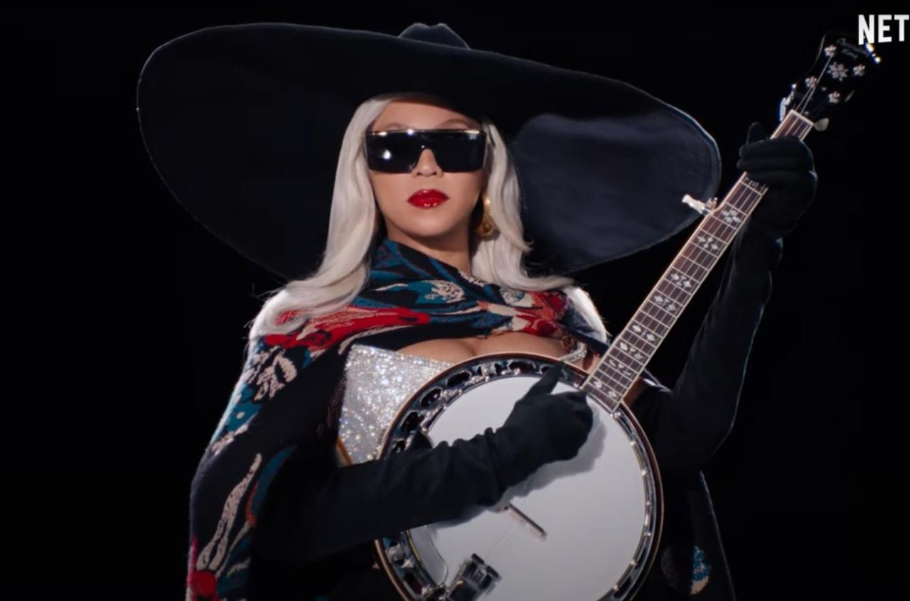 source:billboard - La decisione di Beyoncé - Beyoncé A COWBOY CARTER CHRISTMAS