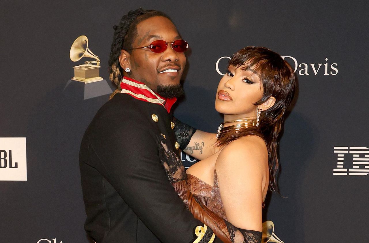 La_decisione_di_Cardi_B_di_mettere_in_pausa_gli_appuntamenti_LmYwiPKv2s - Confidenze24 source:bossip - La decisione di Cardi B di mettere in pausa gli appuntamenti - Cardi B all'evento Pre-GRAMMY