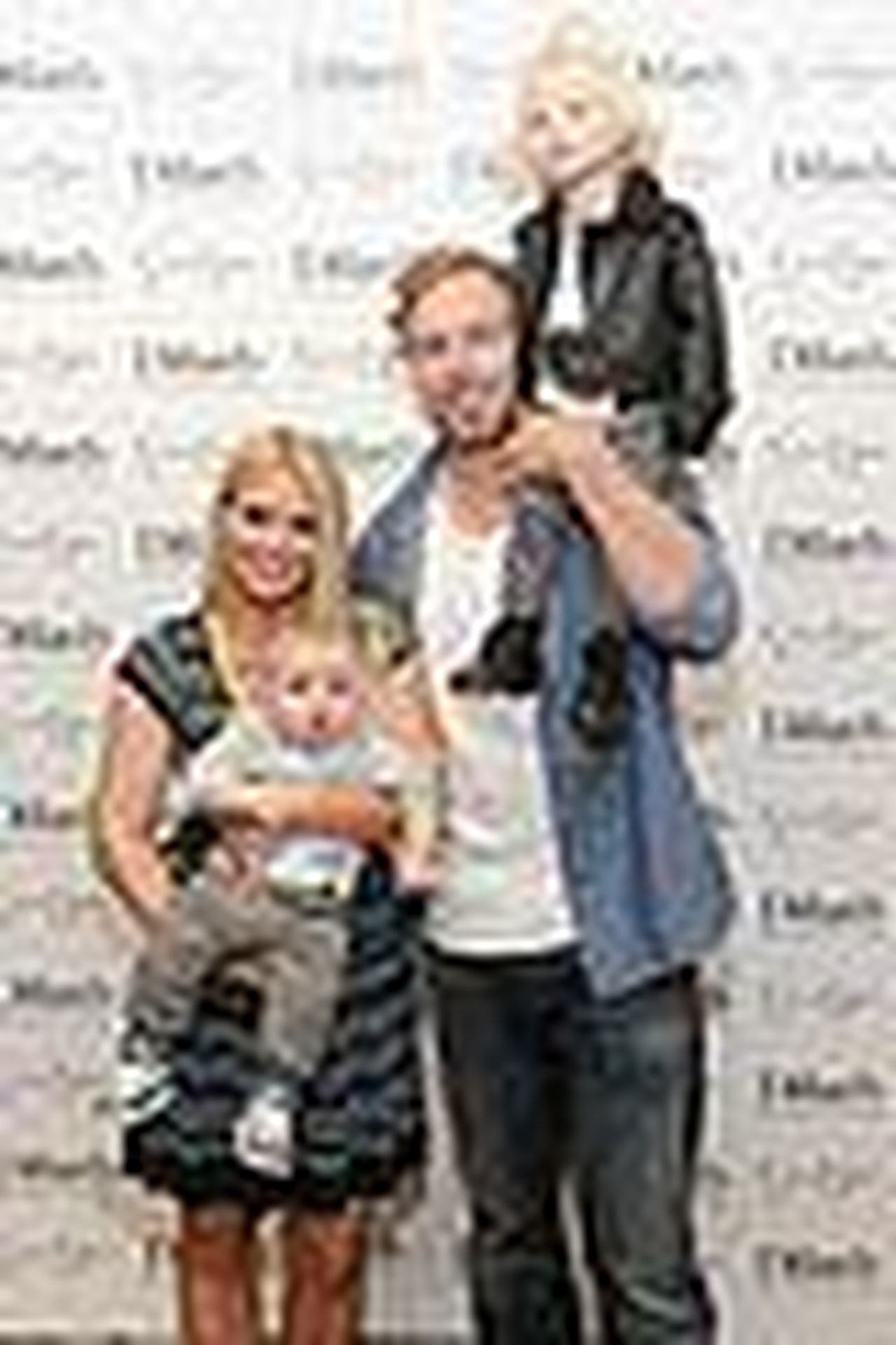 La_dichiarazione_di_Jessica_WMA6np4Kdk - Confidenze24 source:justjared - La dichiarazione di Jessica - Jessica Simpson ed Eric Johnson