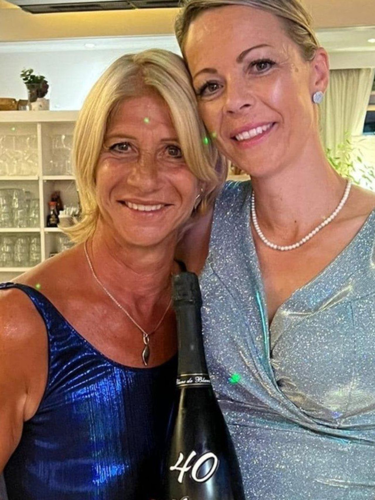 La_famosa_italiana_parla_del_coming_out_a_56_anni_Hrx8mUCfFk - Confidenze24 source:tvzap - La famosa italiana parla del coming out a 56 anni - Carolina Morace
