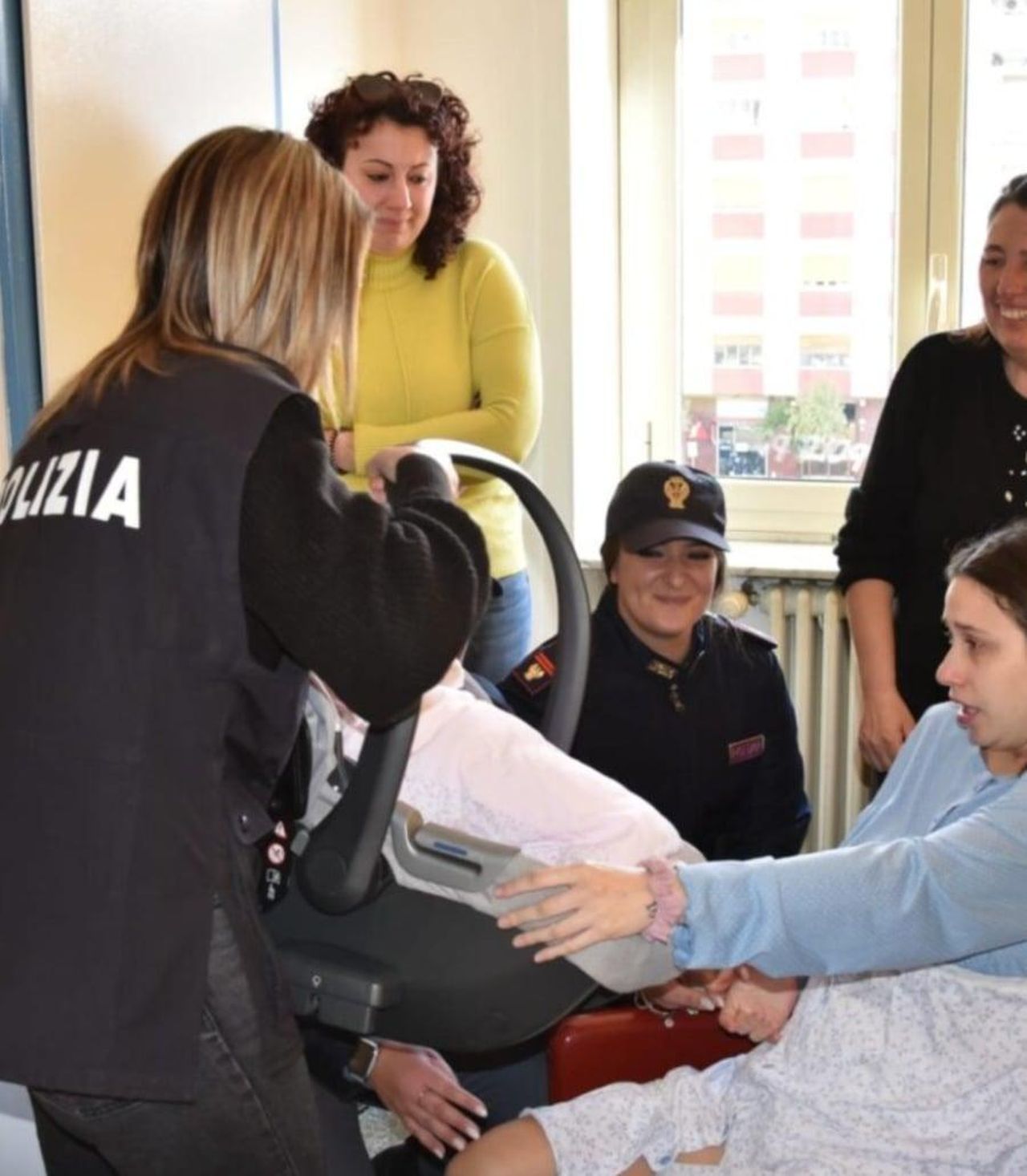 La_neonata_rapita_kdaXsYbX3g - Confidenze24 source:tvzap - La neonata rapita - Immagine della neonata rapita